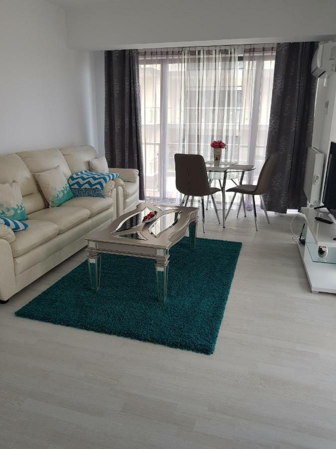 Desilva Residence Apartment ママイア エクステリア 写真